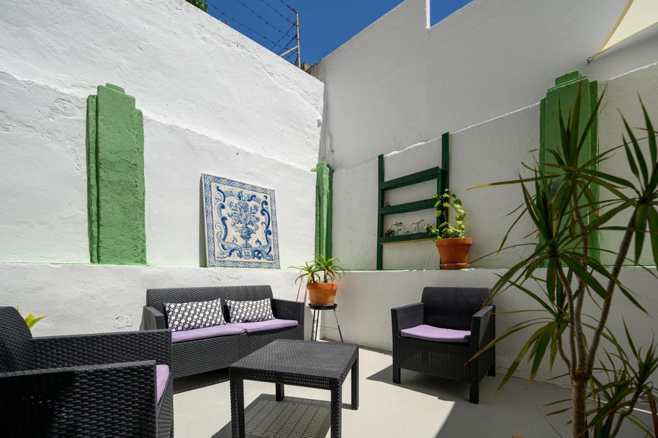 Terrace Ostello *